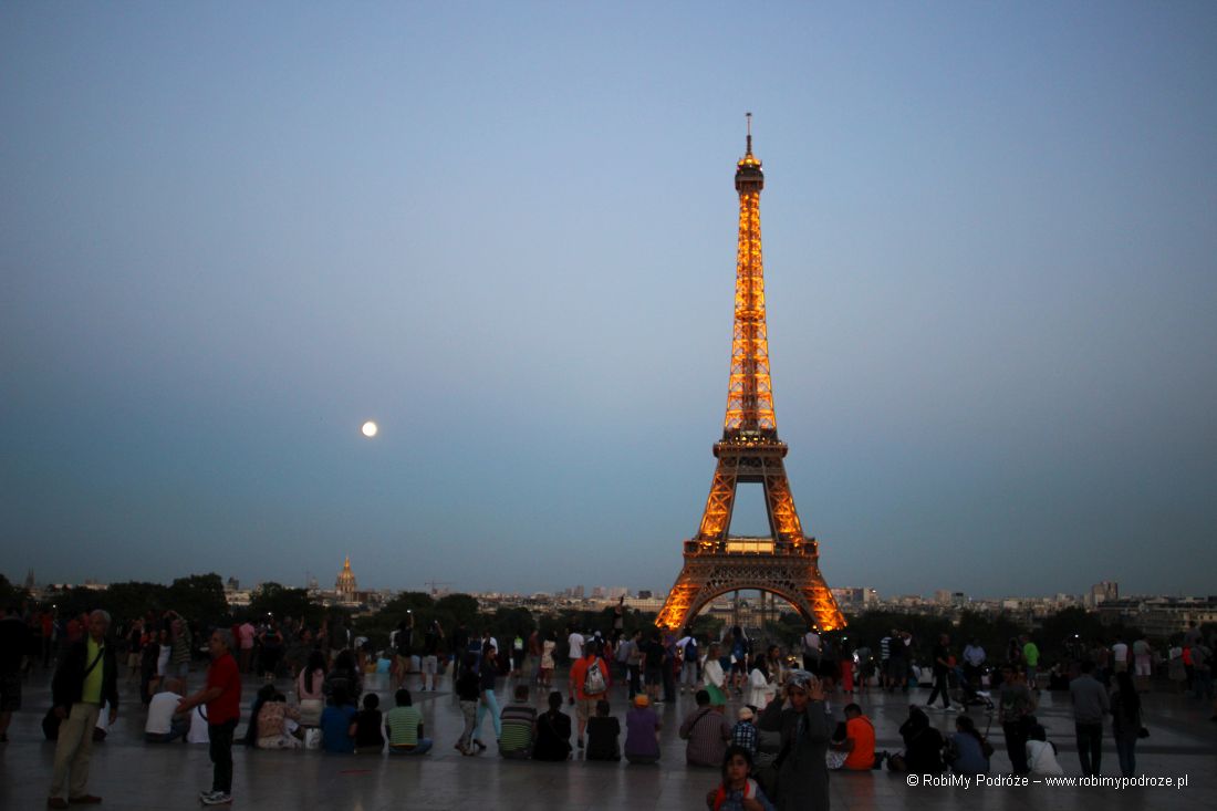 ciekawostek o Paryżu - wieża eiffla do usunięcia