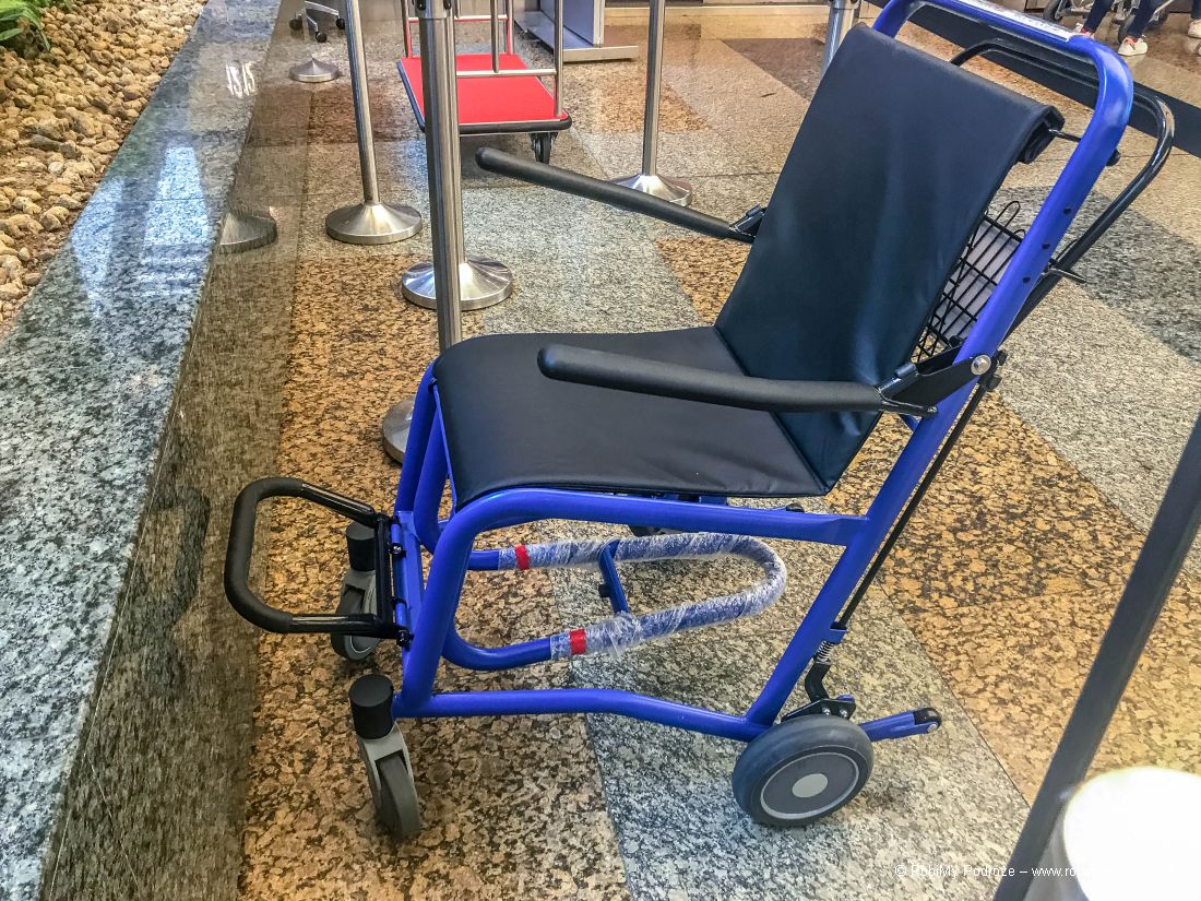 wózek lotniskowy dla niepełnosprawnych