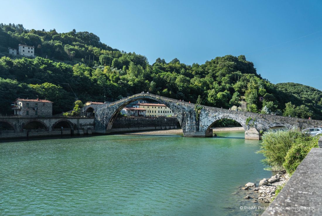 widok na diabelski most w Toskanii